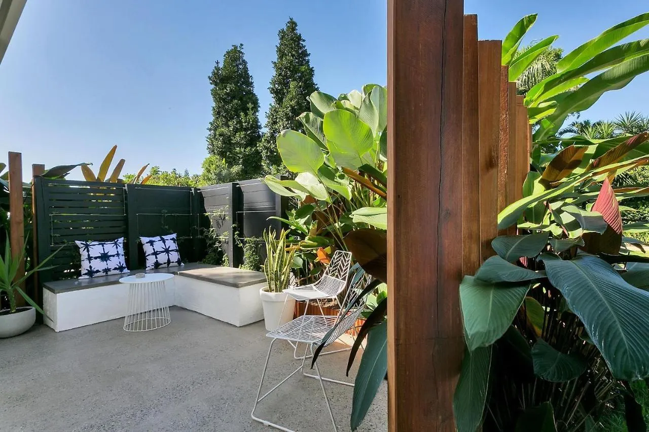 Belle Escapes 94 Cascade Luxury Home Palm Cove