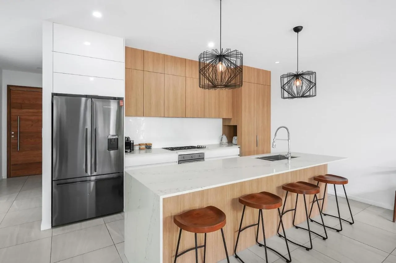 Belle Escapes 94 Cascade Luxury Home Palm Cove 0*,  Australia