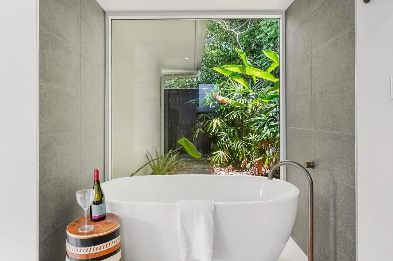 Belle Escapes 94 Cascade Luxury Home Palm Cove Holiday home